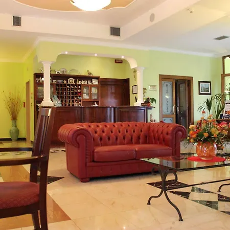 Del Lago 3*