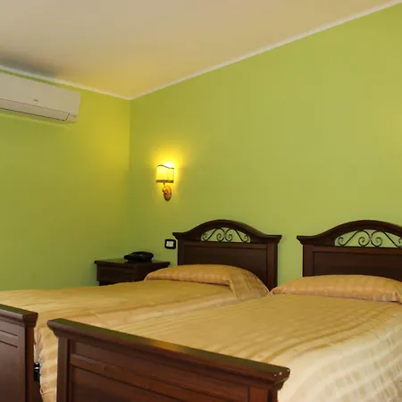 Del Lago 3* Senise